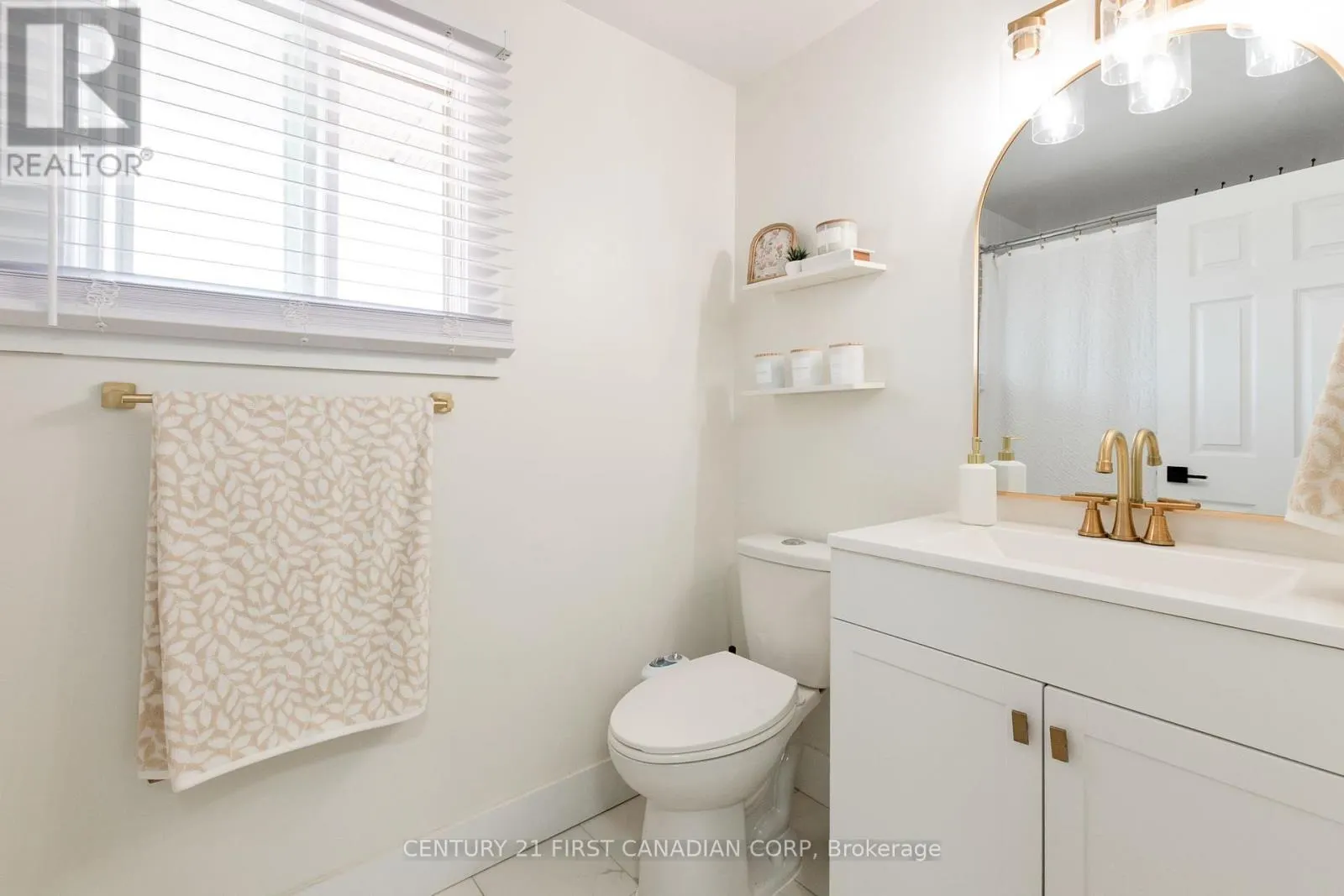 60 - 35 WATERMAN AVENUE, #60