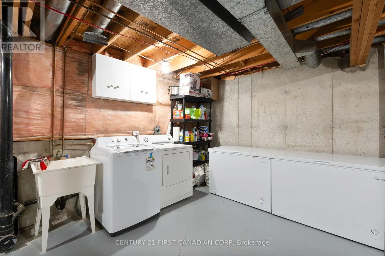 60 - 35 WATERMAN AVENUE, #60