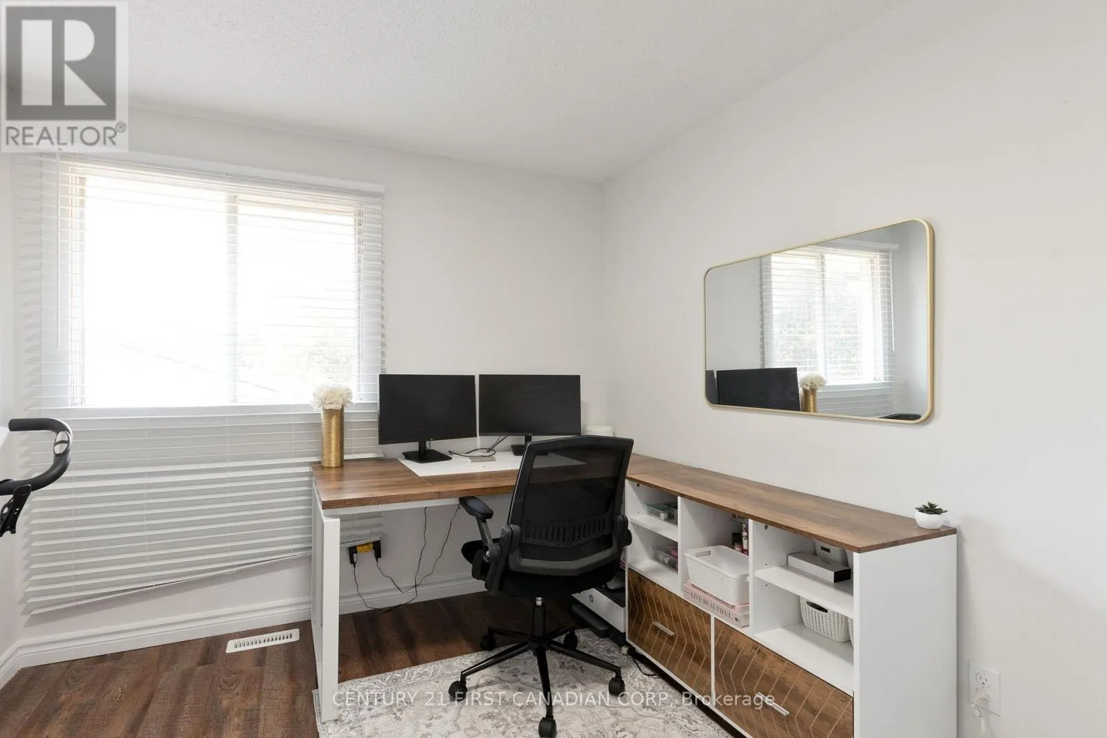 60 - 35 WATERMAN AVENUE, #60