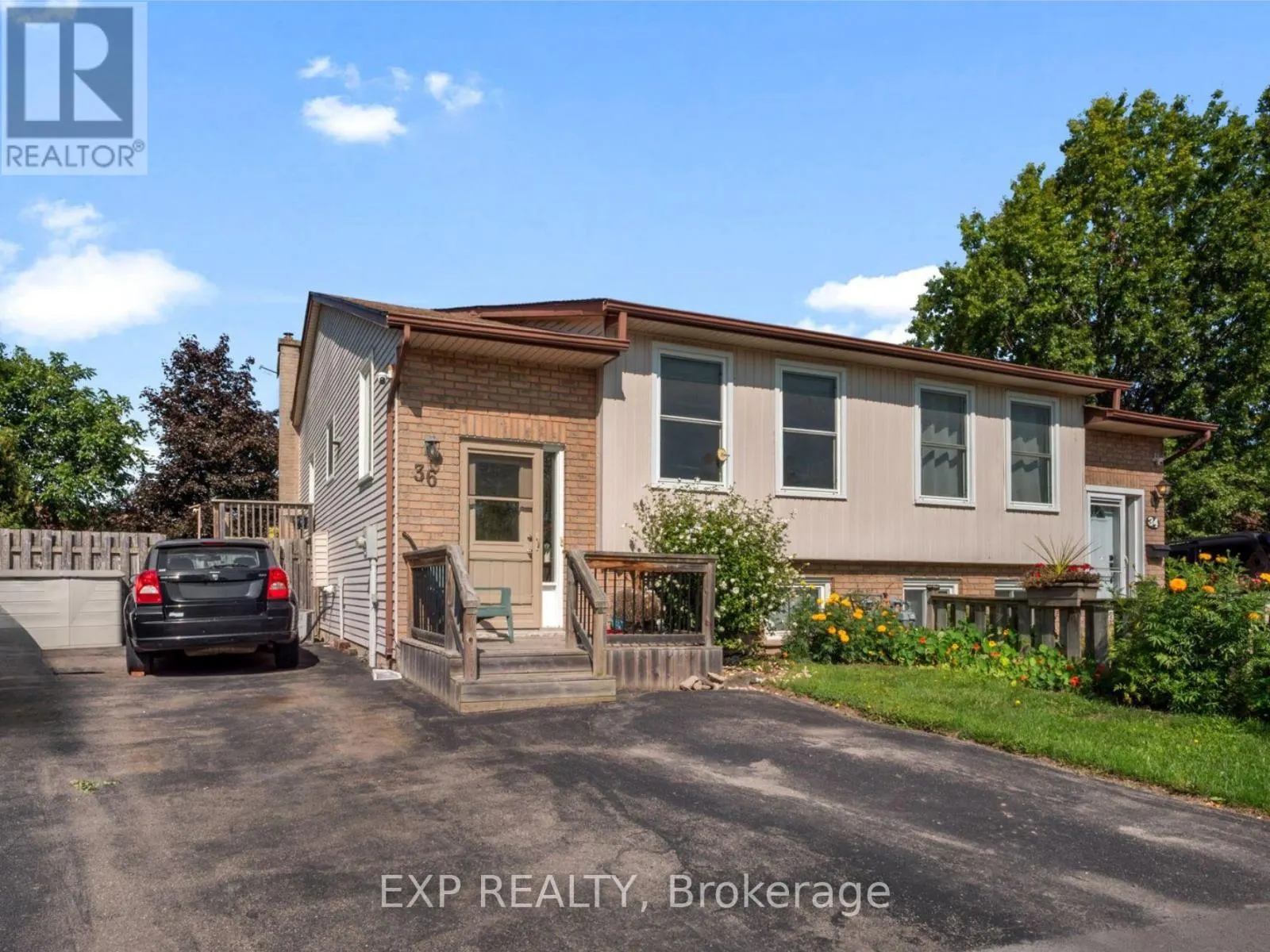 36 RAINBOW COURT