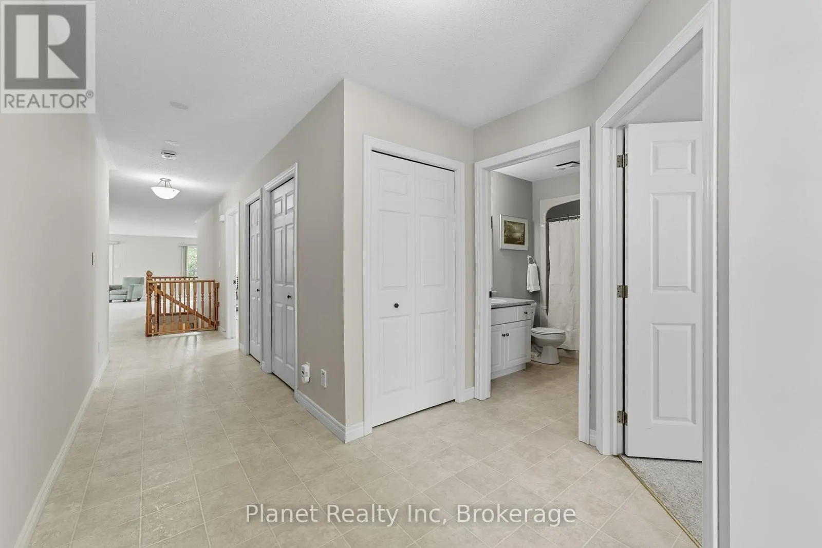 31 HONEYSUCKLE DRIVE