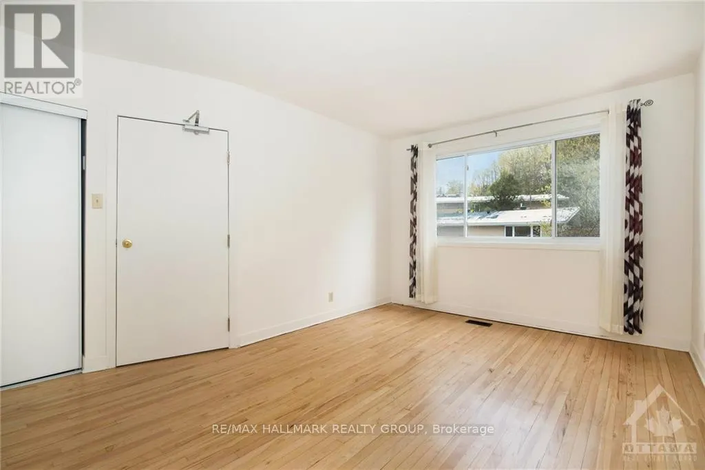 3 - 108 LEBRUN STREET