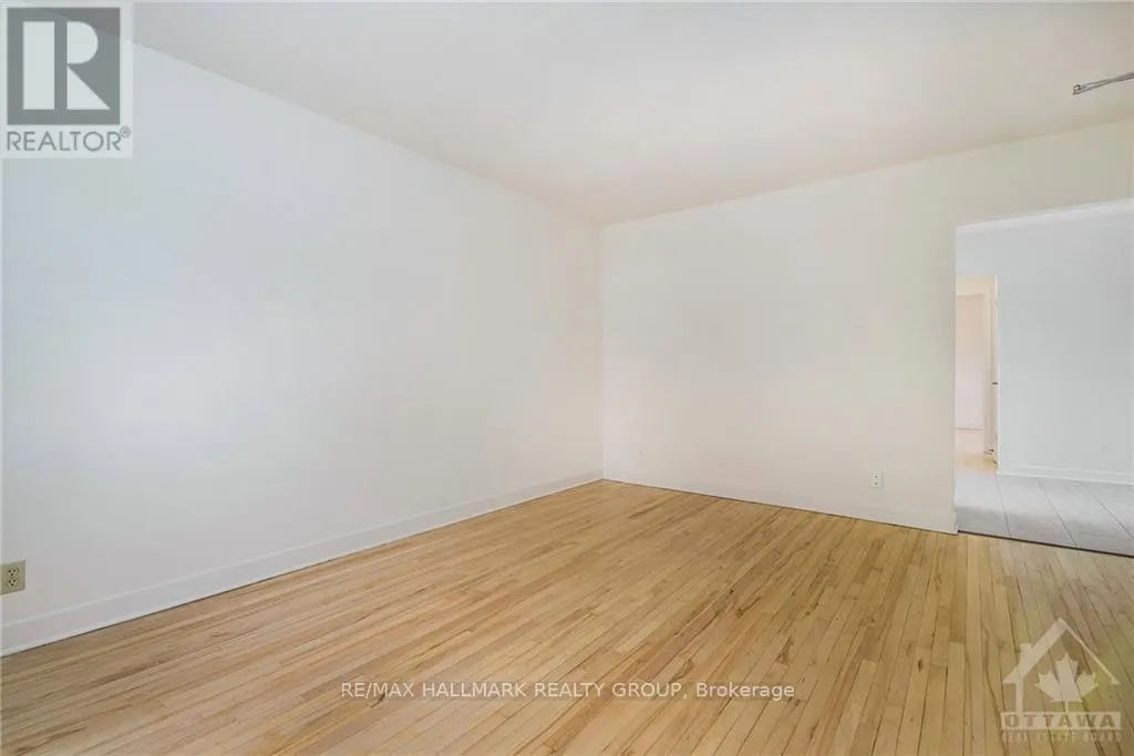 3 - 108 LEBRUN STREET