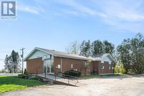 3713 NAVAN ROAD