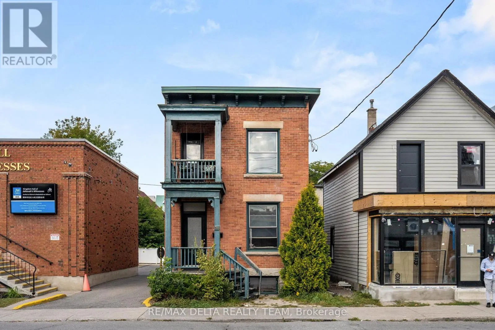 397 GLADSTONE AVENUE