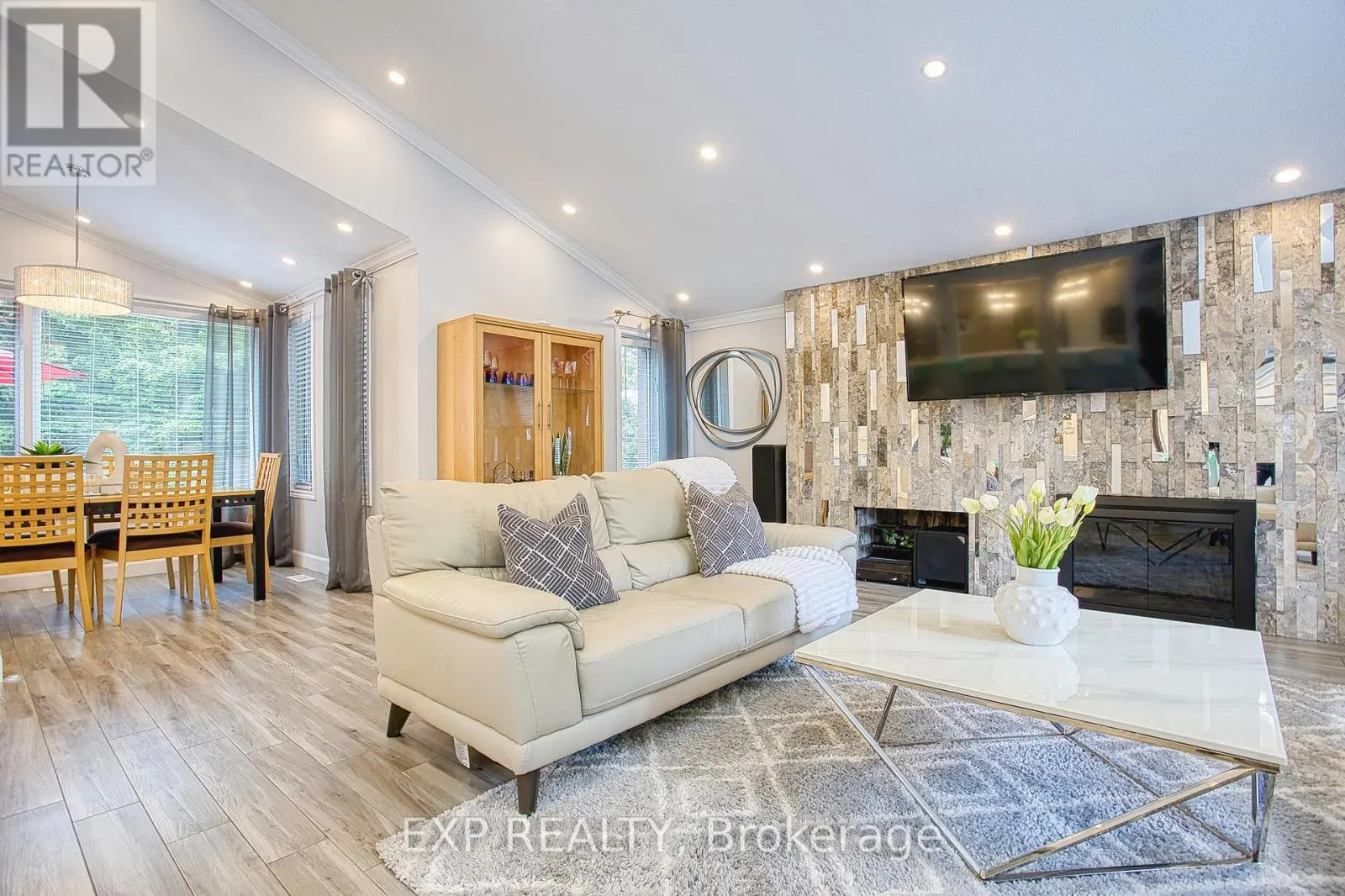 3263 GUYATT ROAD
