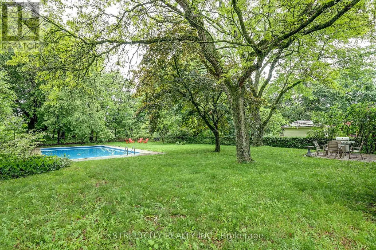 76 BLOOMFIELD DRIVE