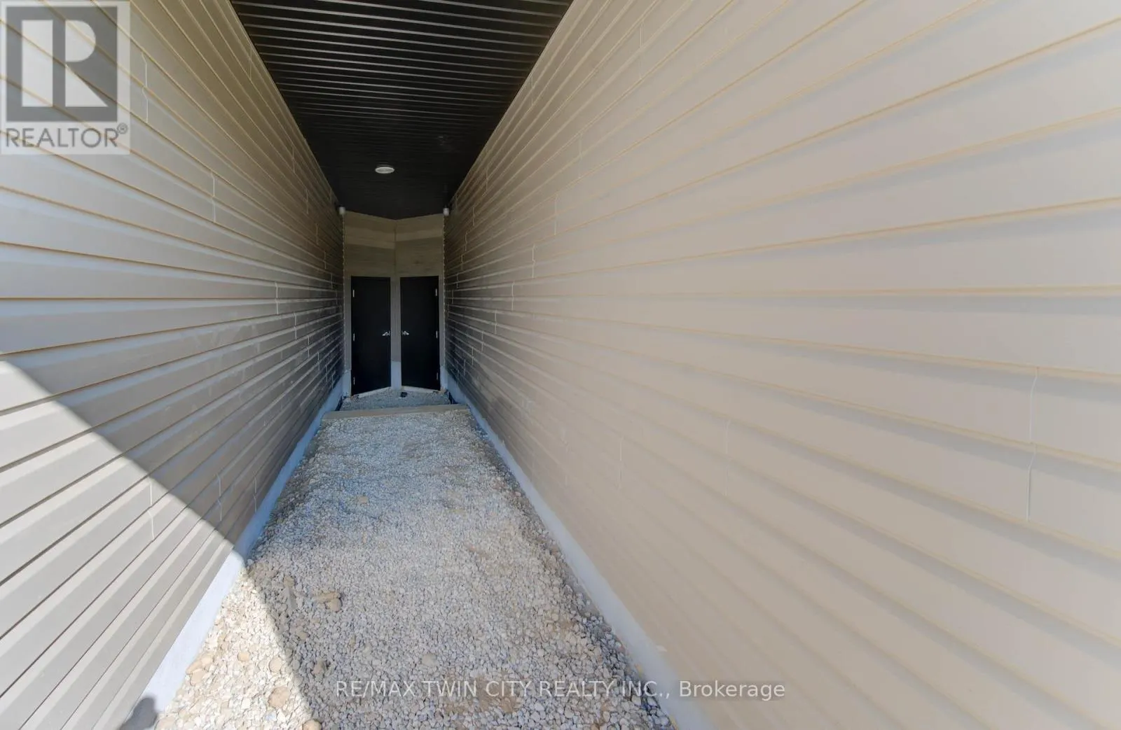 161 DUNNIGAN DRIVE