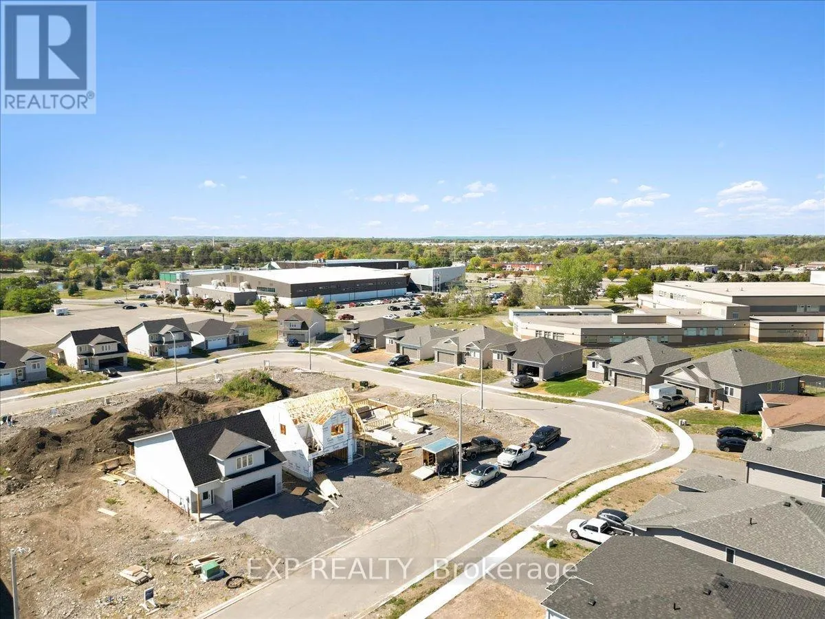 15 SUMMIT CRESCENT