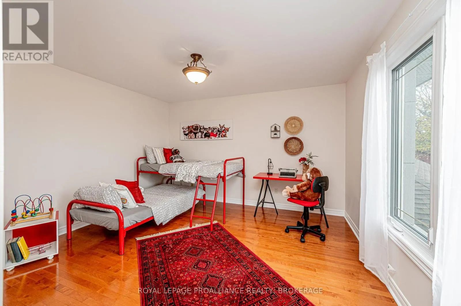 4734 LAKESIDE LANE