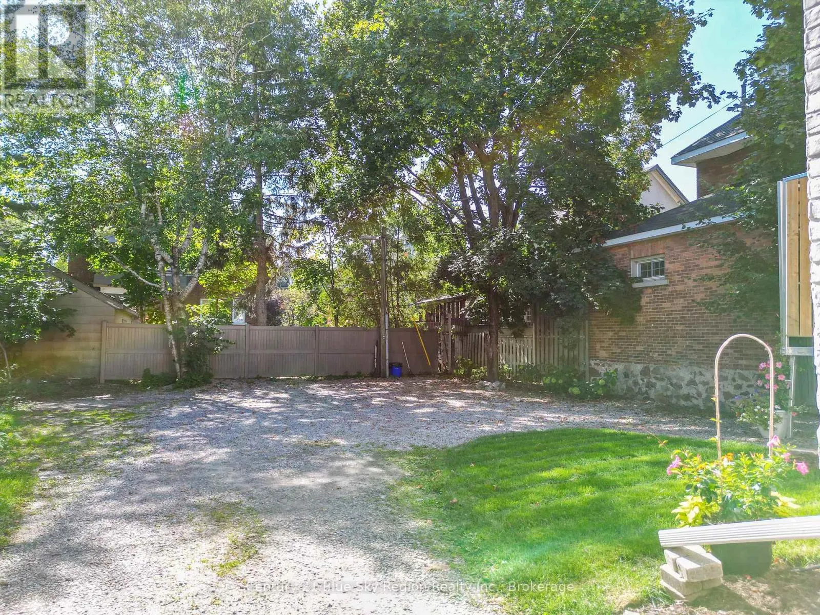 575 JANE STREET
