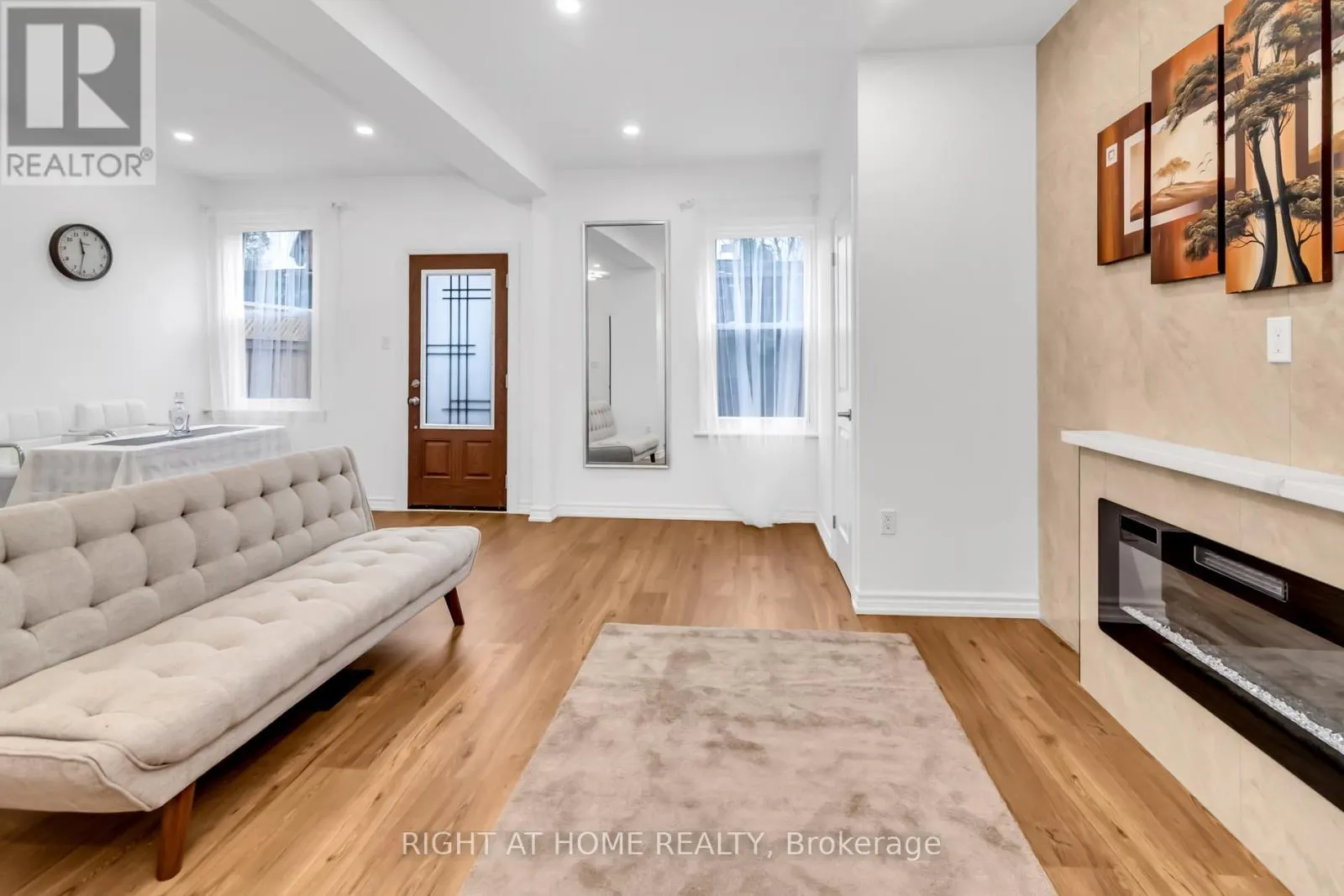 37 ASHLEY STREET