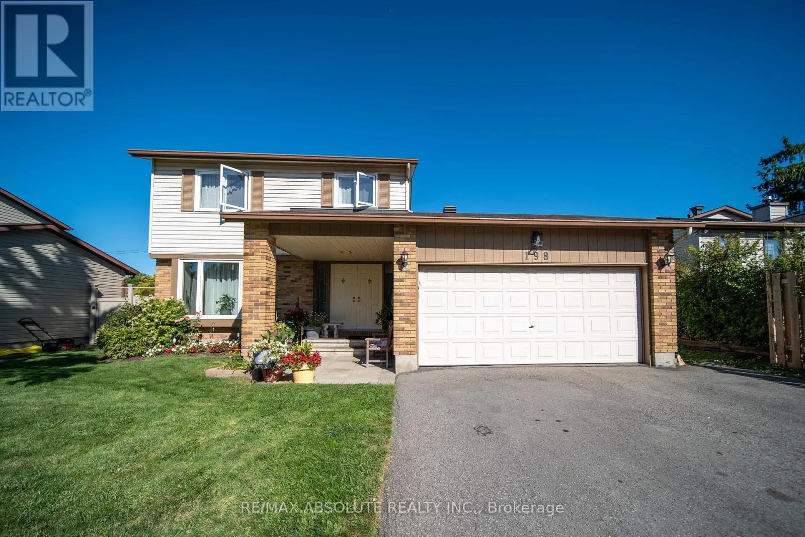 198 HOYLAKE CRESCENT