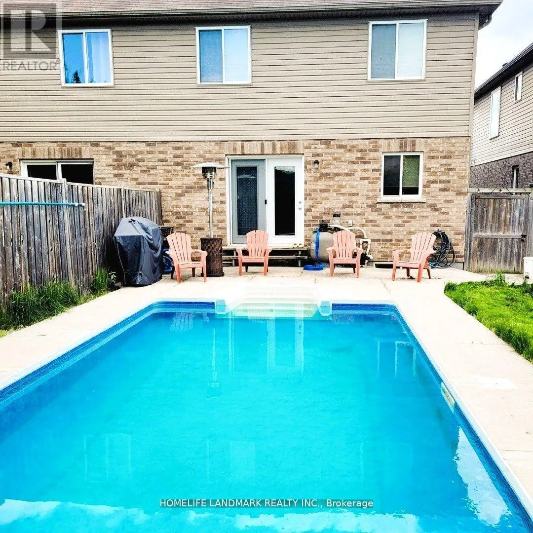 328 VINCENT DRIVE