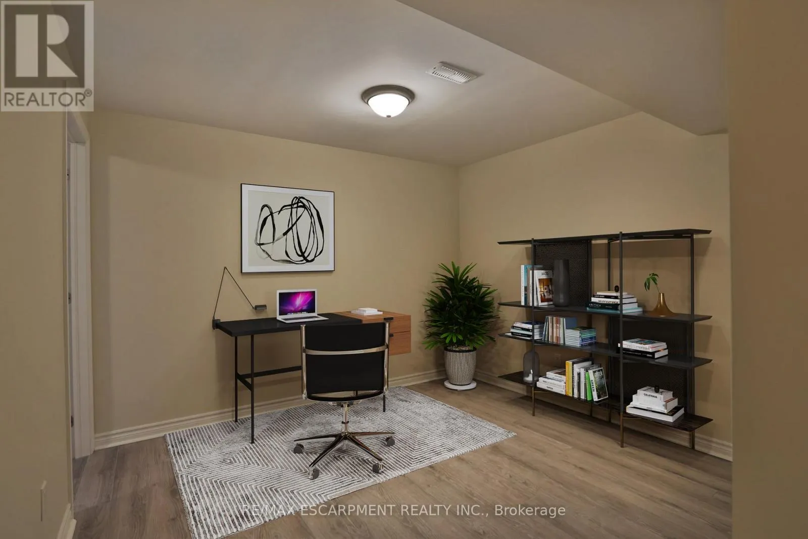 2 - 279 NASHVILLE CIRCLE