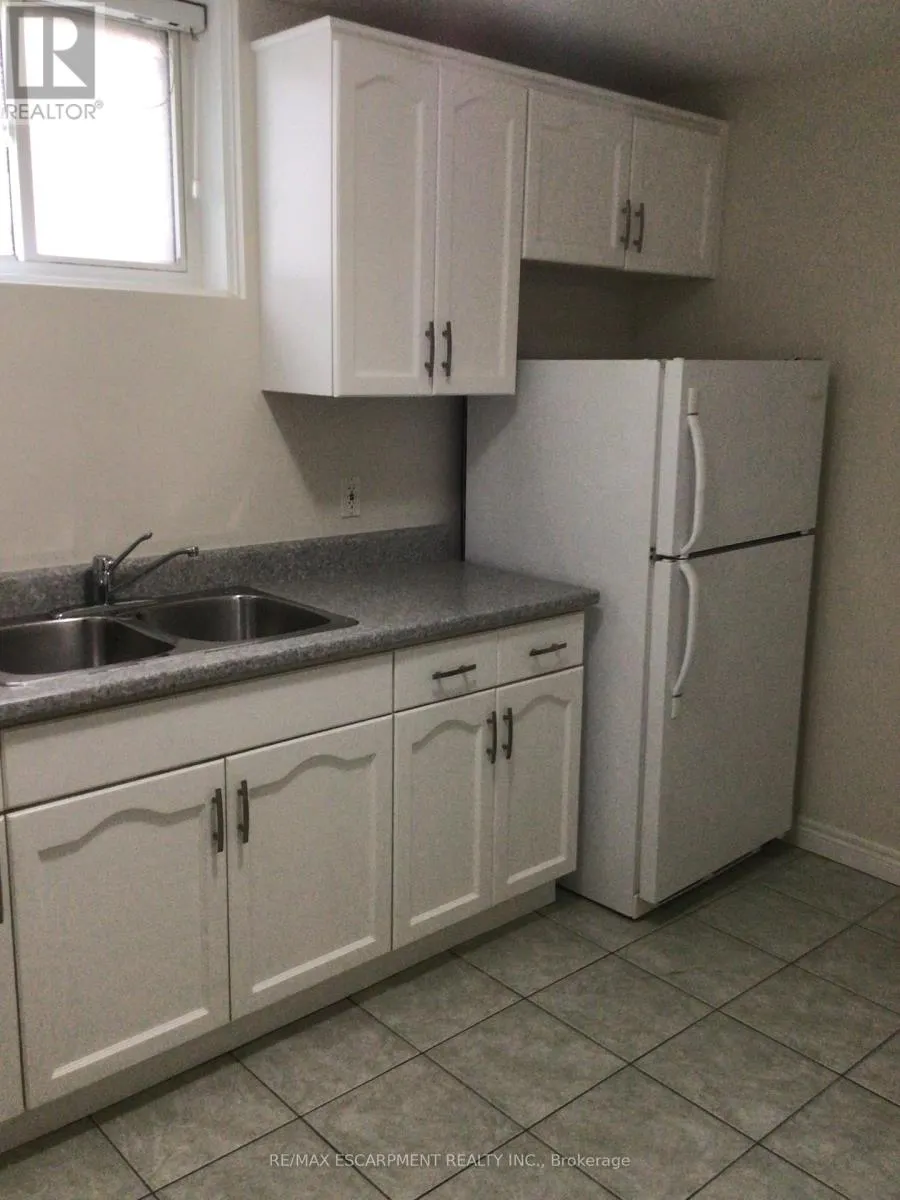 2 - 279 NASHVILLE CIRCLE