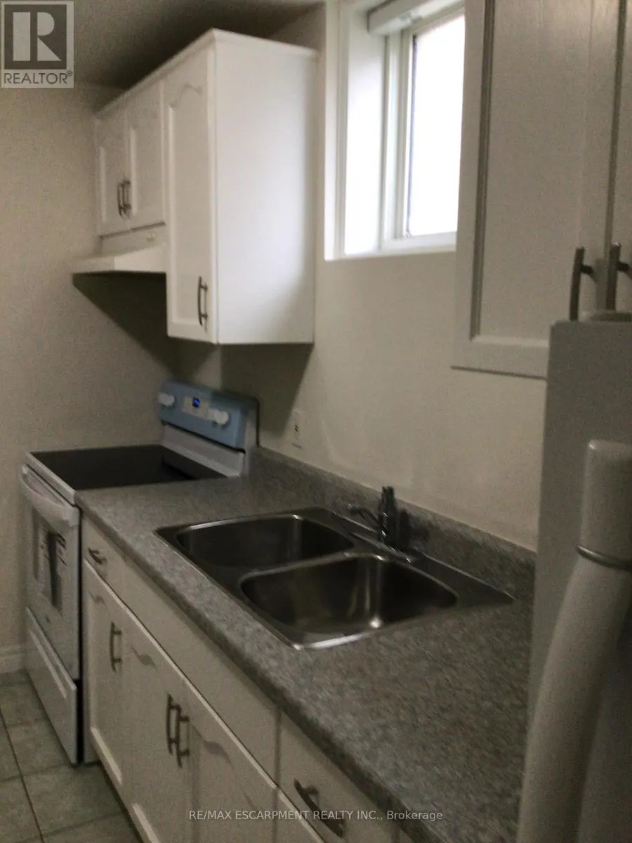2 - 279 NASHVILLE CIRCLE