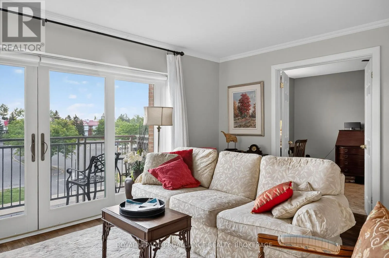304 - 2 BAY STREET, #304