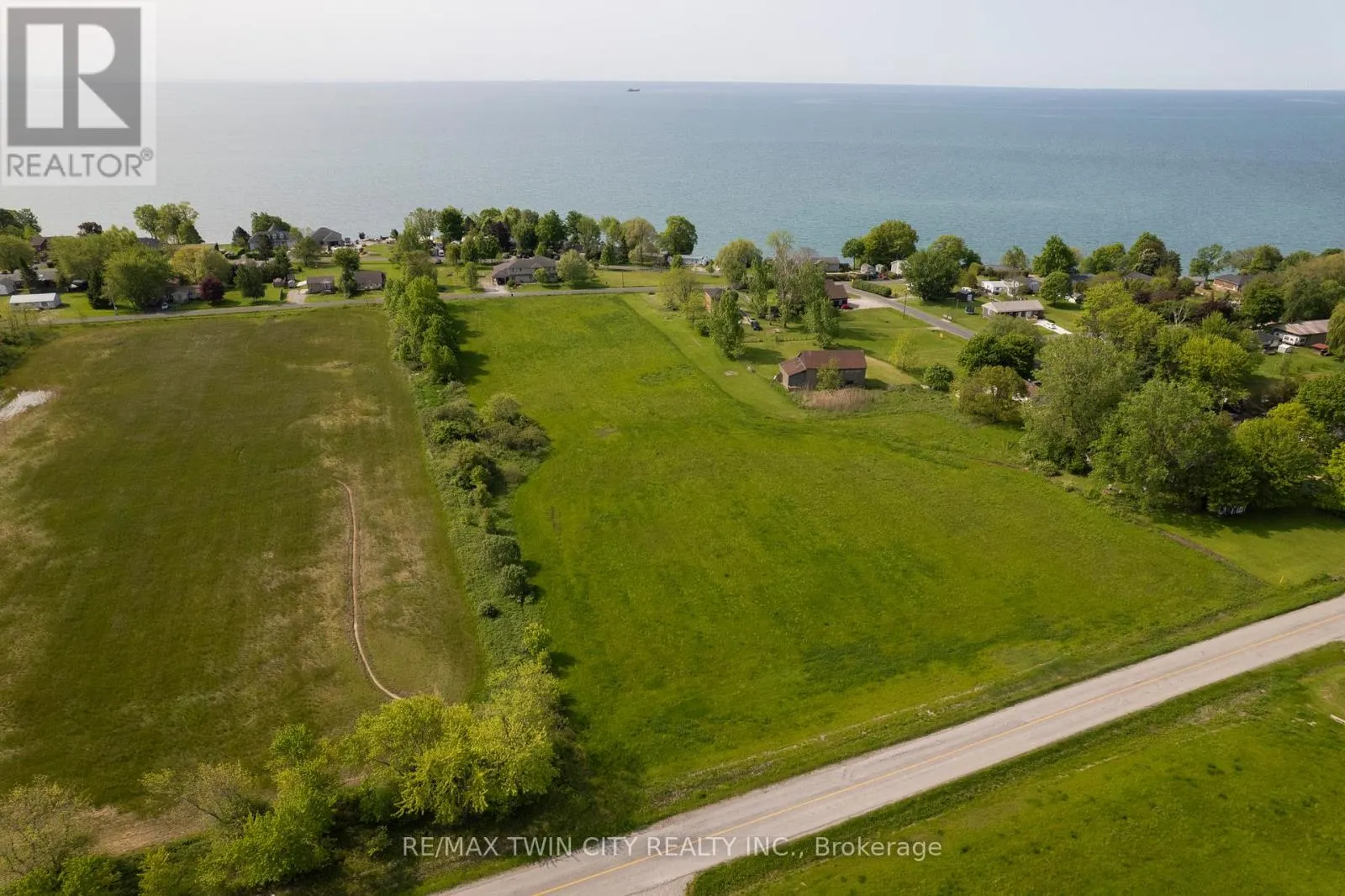 29 OLD LAKESHORE ROAD