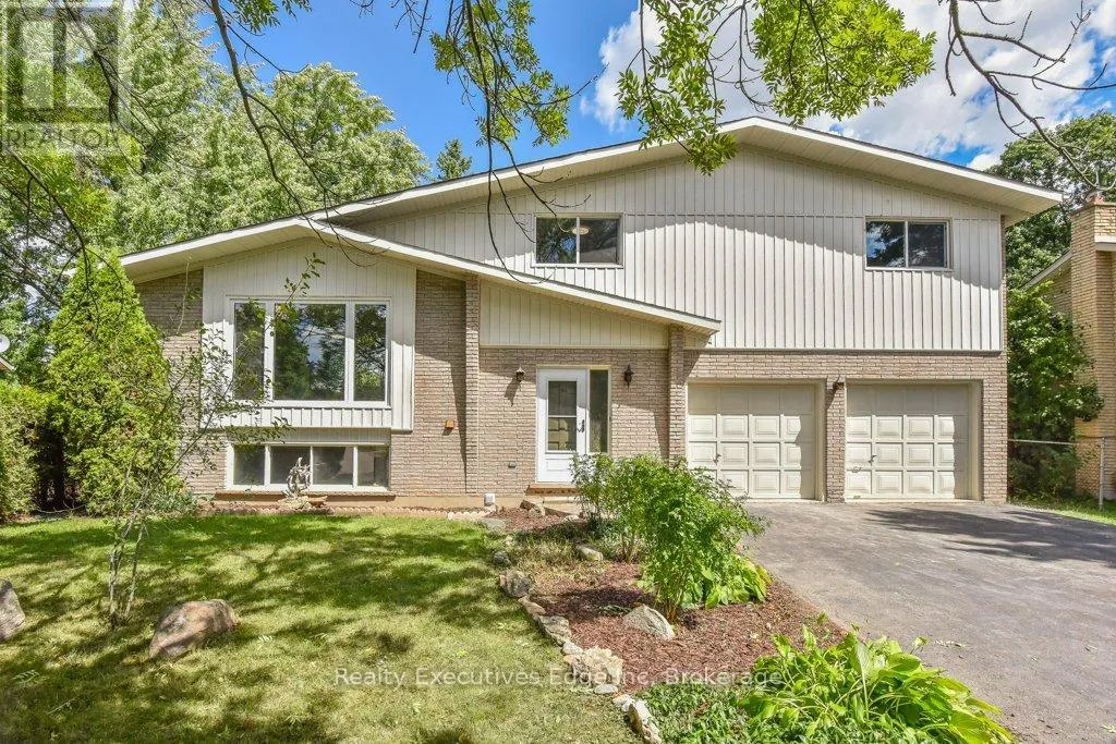 MAIN - 590 CANEWOOD CRESCENT, #Main