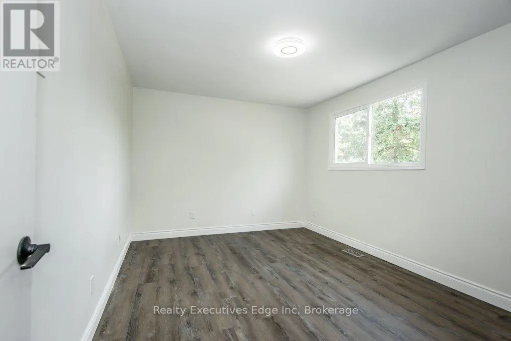 MAIN - 590 CANEWOOD CRESCENT, #Main