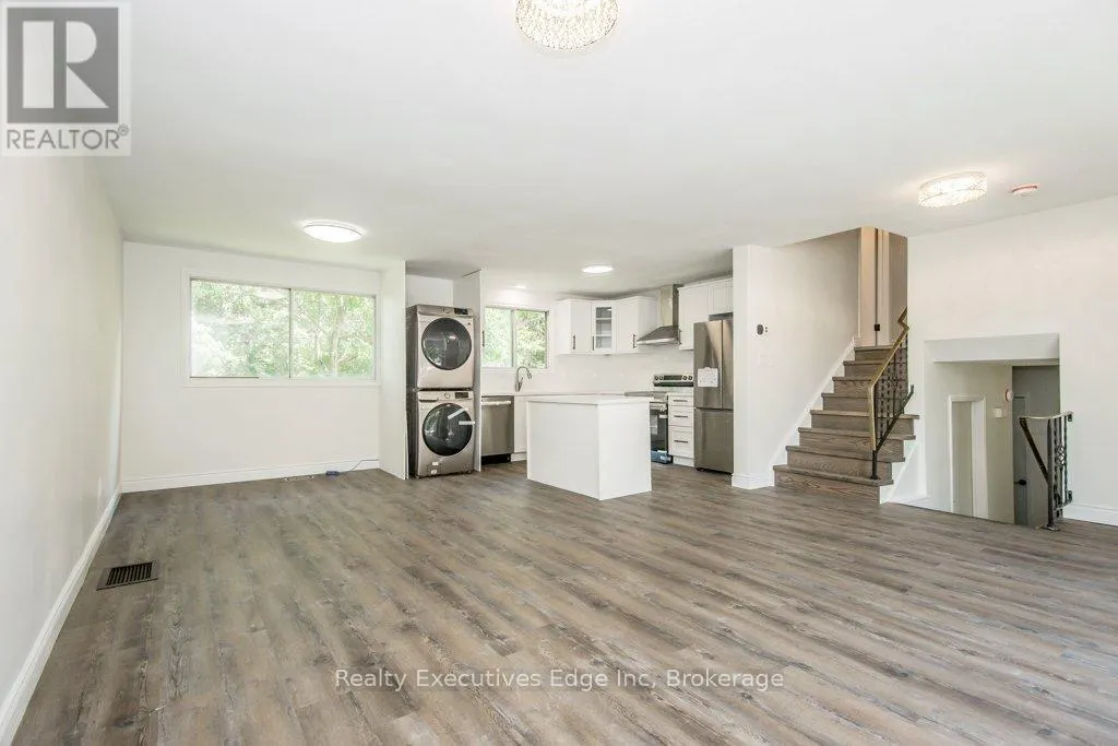 MAIN - 590 CANEWOOD CRESCENT, #Main