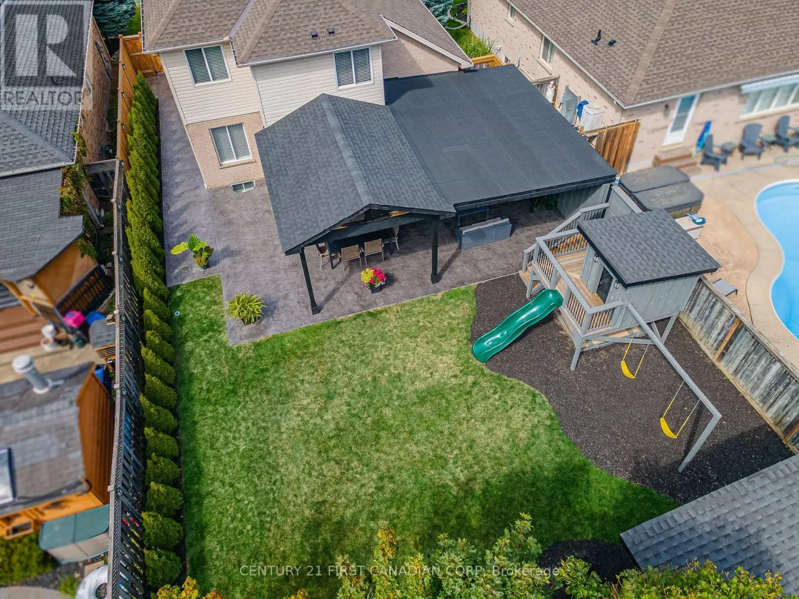 1075 BLACKMAPLE COURT