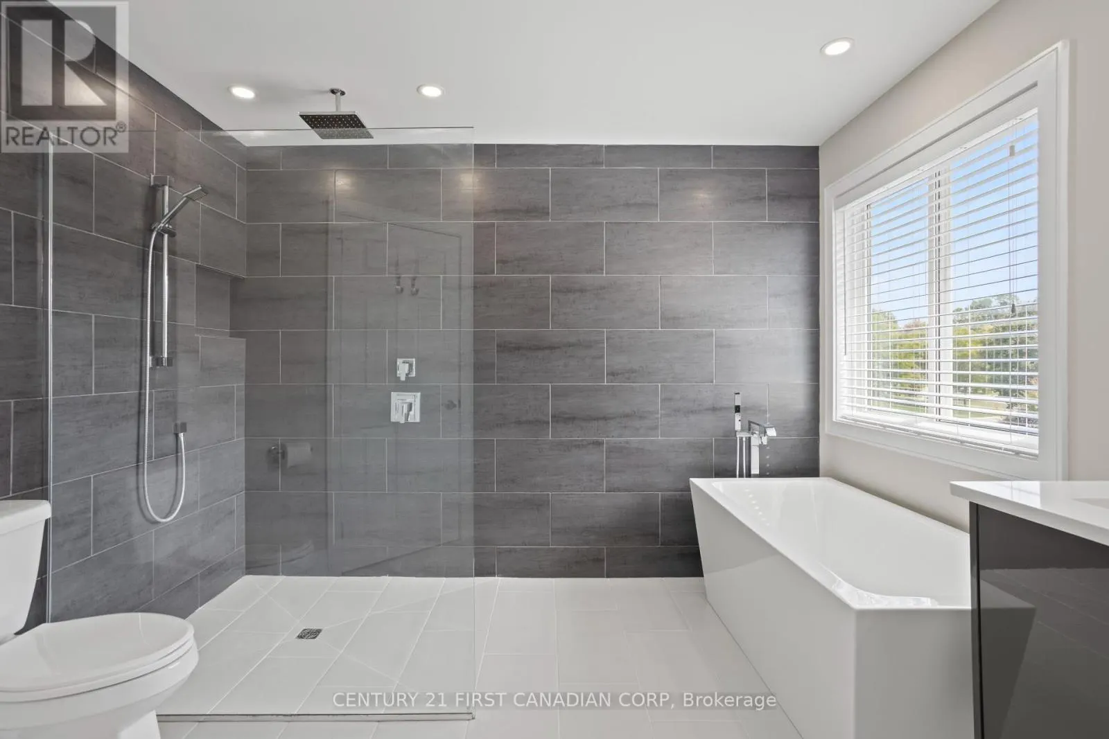 1075 BLACKMAPLE COURT