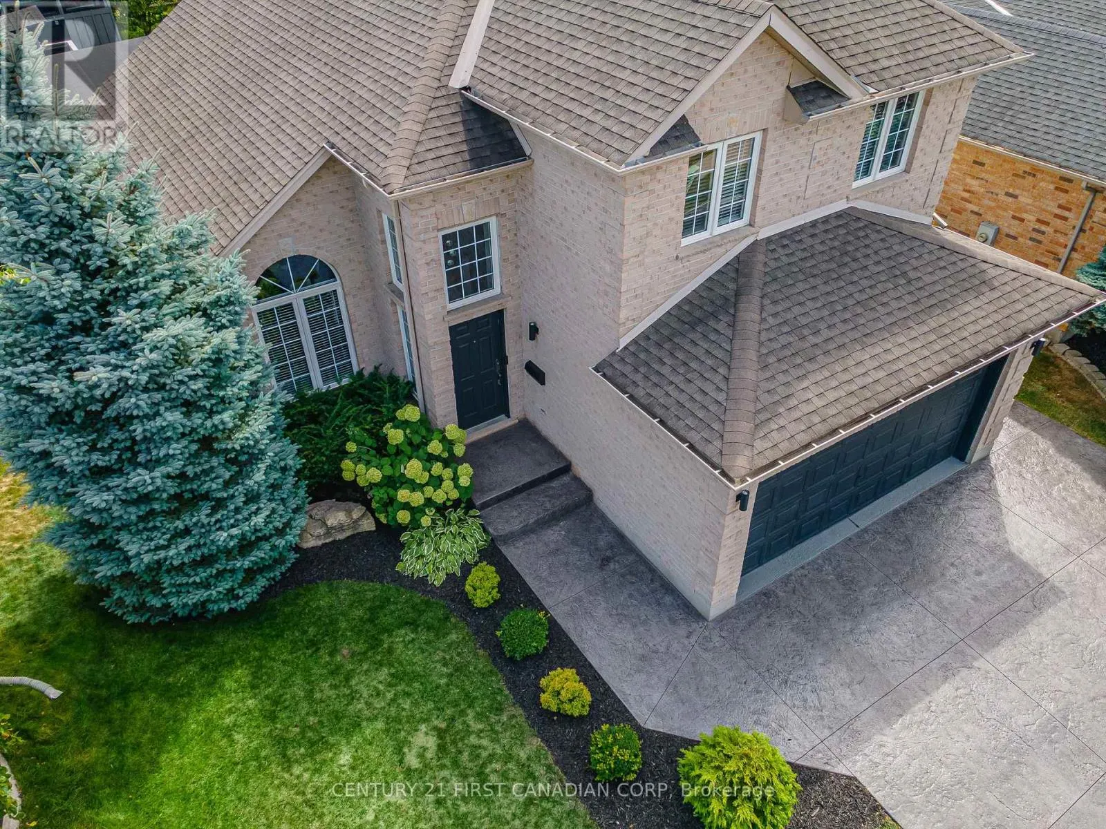 1075 BLACKMAPLE COURT