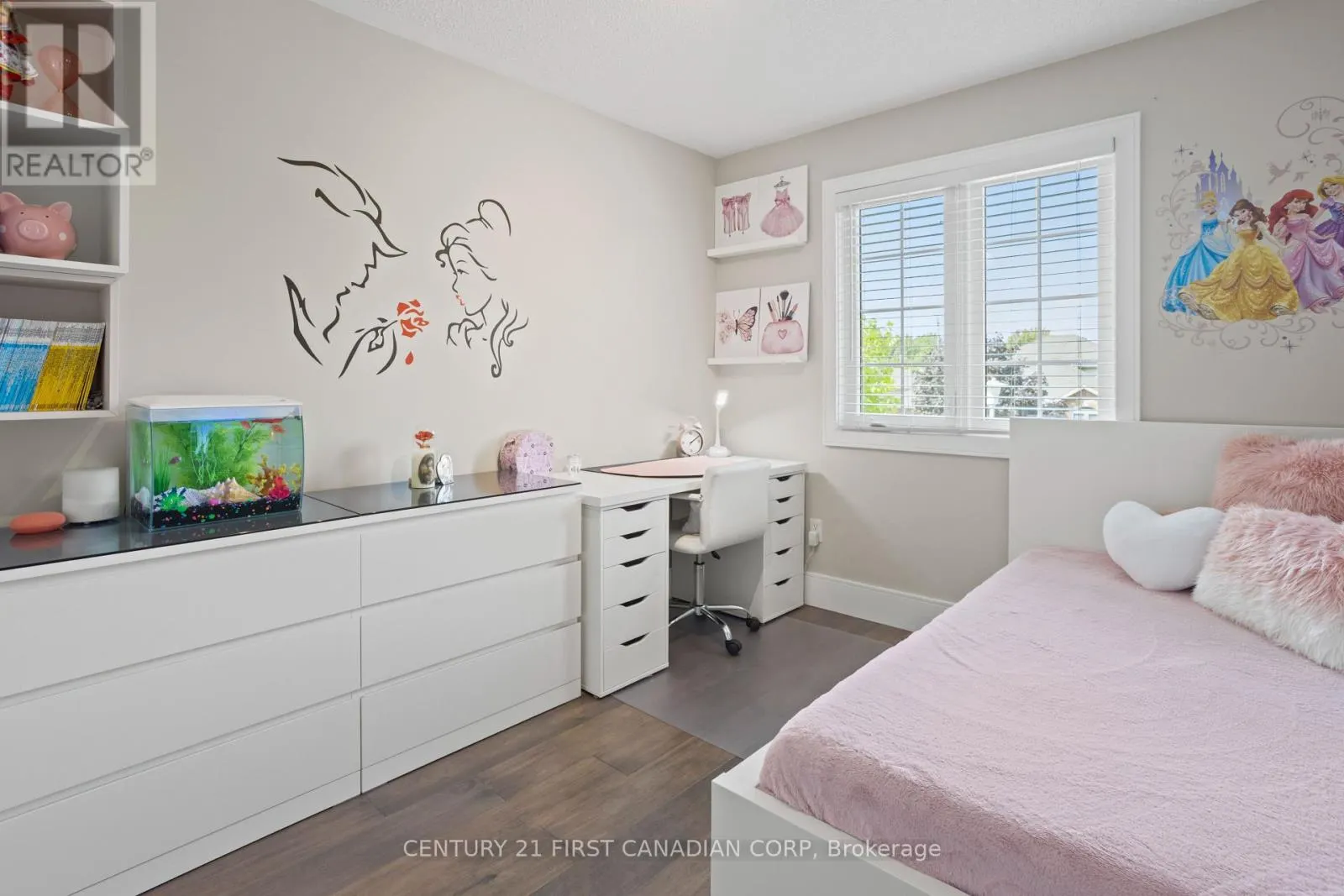 1075 BLACKMAPLE COURT