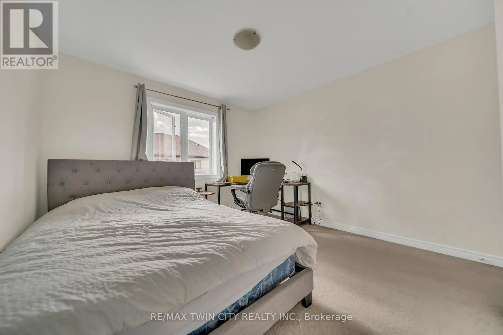 190 EDEN OAK TRAIL