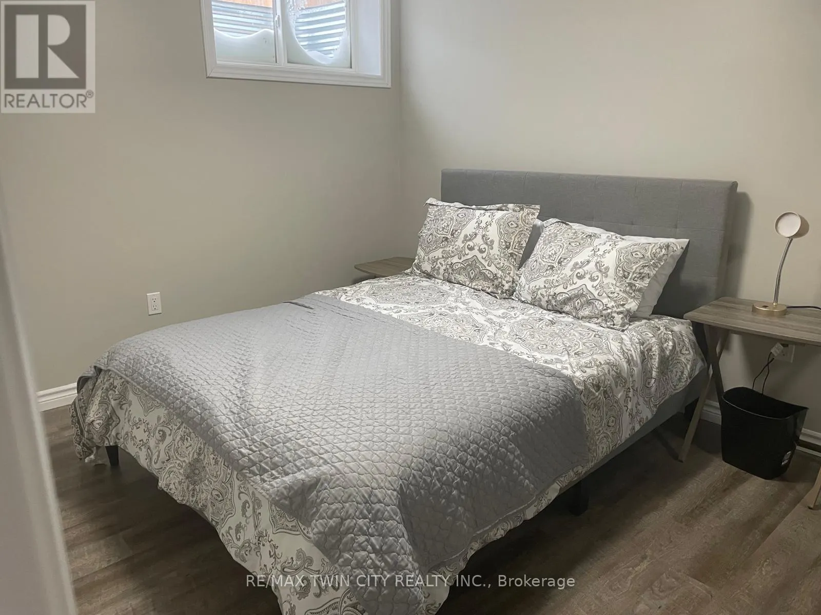190 EDEN OAK TRAIL