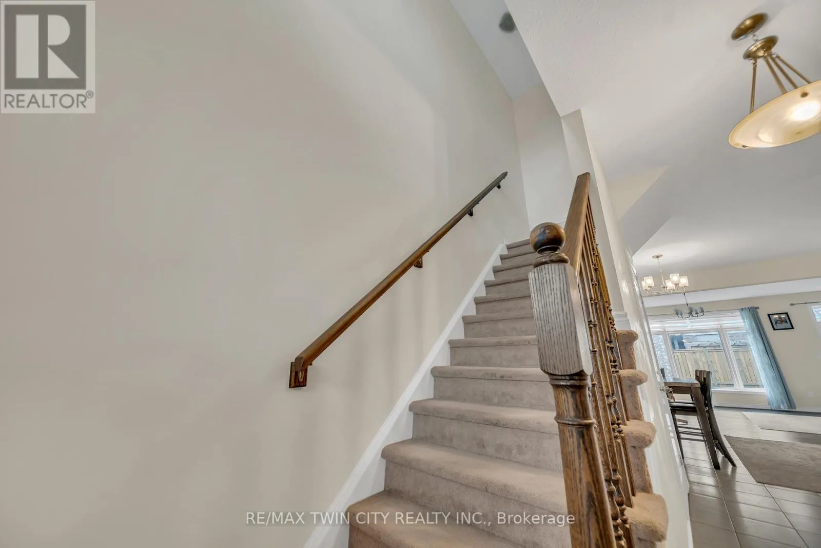 190 EDEN OAK TRAIL