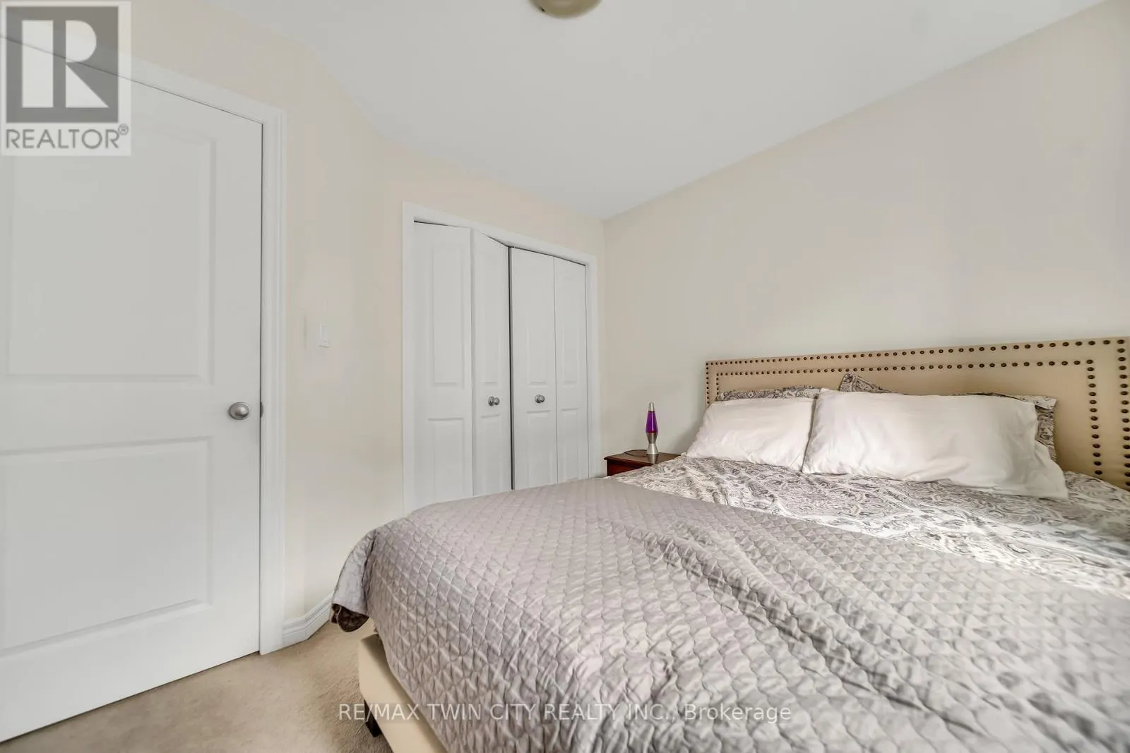190 EDEN OAK TRAIL