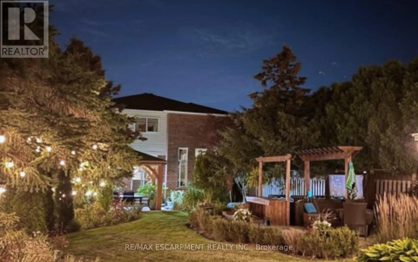 251 HAWKSWOOD TRAIL