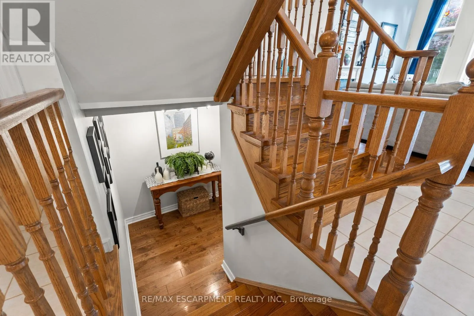 251 HAWKSWOOD TRAIL