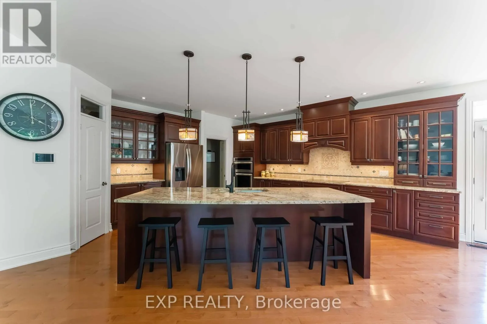 6805 PEBBLE TRAIL WAY