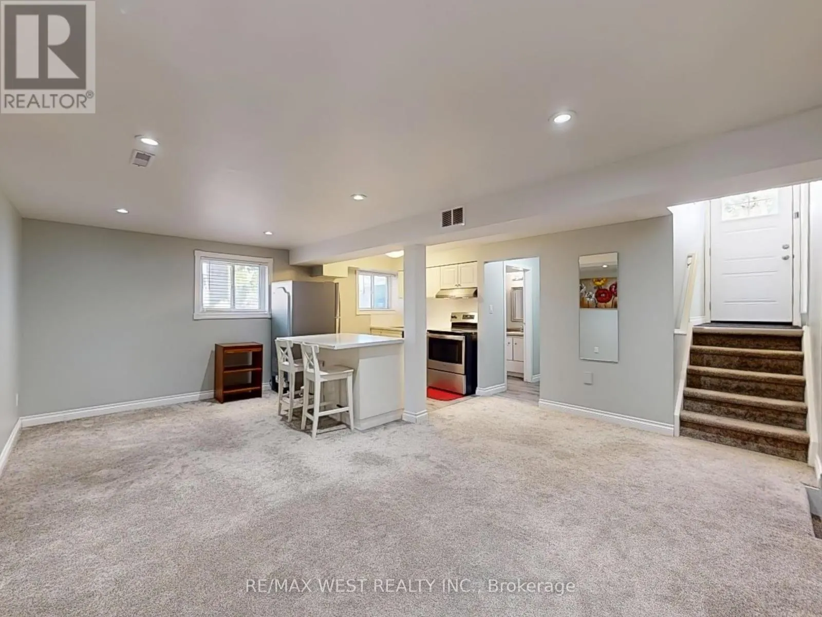 187 BROKEN OAK CRESCENT