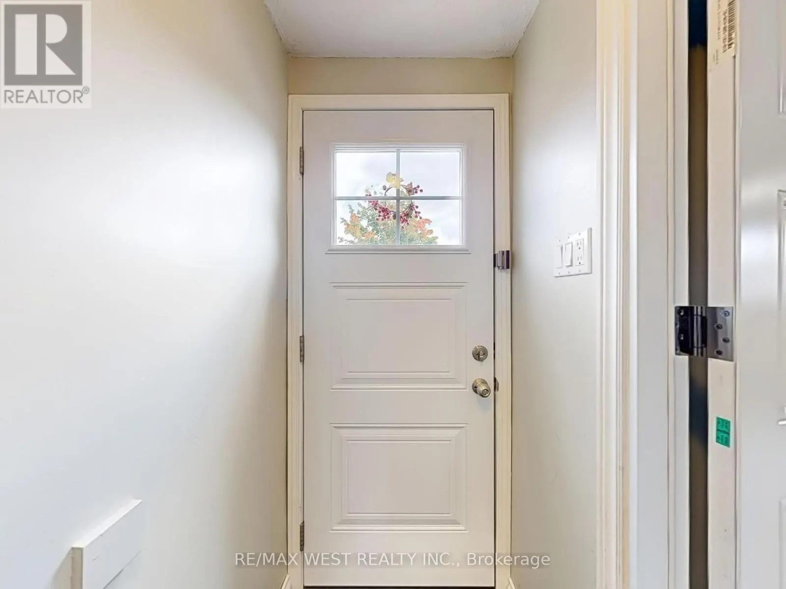 187 BROKEN OAK CRESCENT