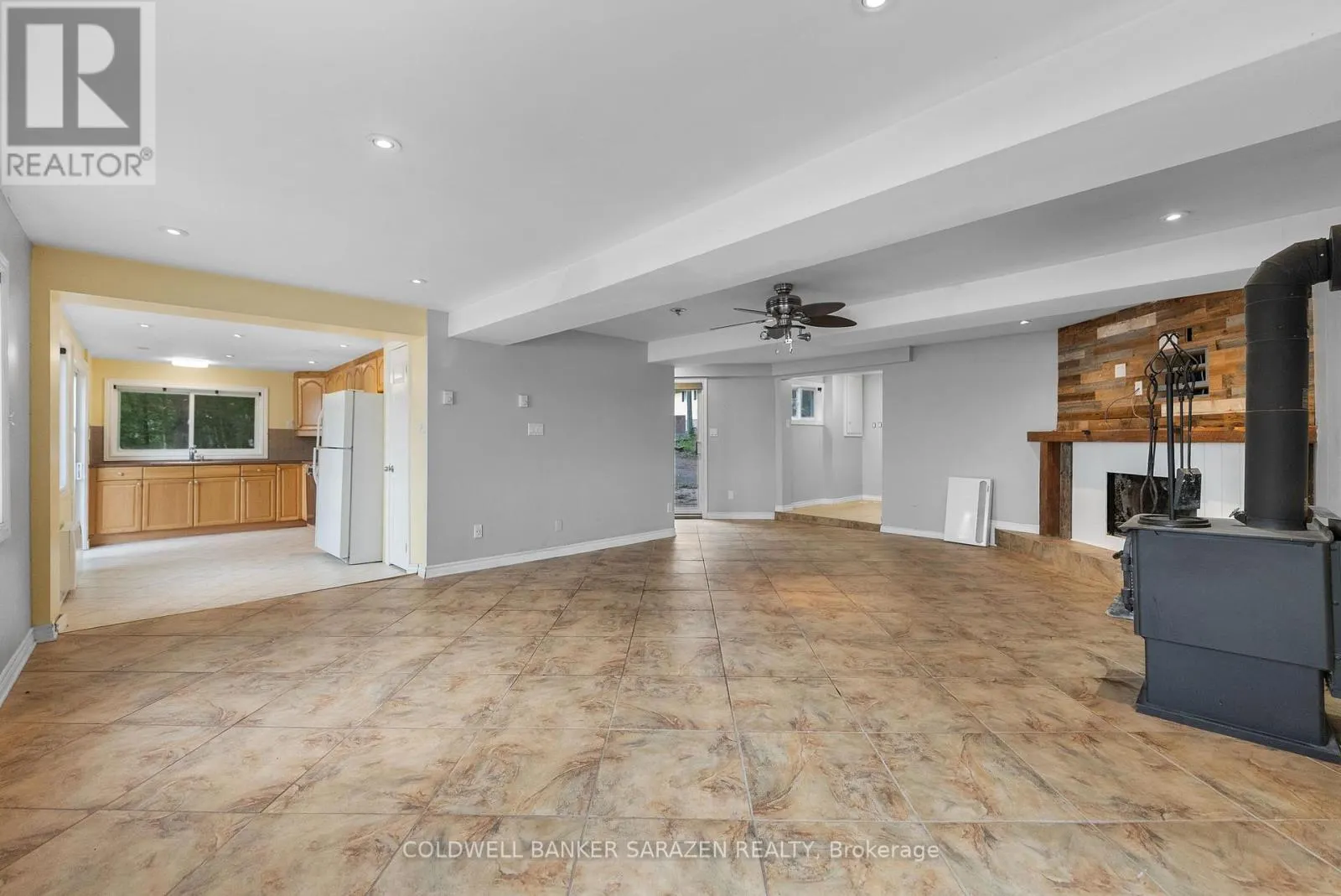356 ECHO POINT ROAD