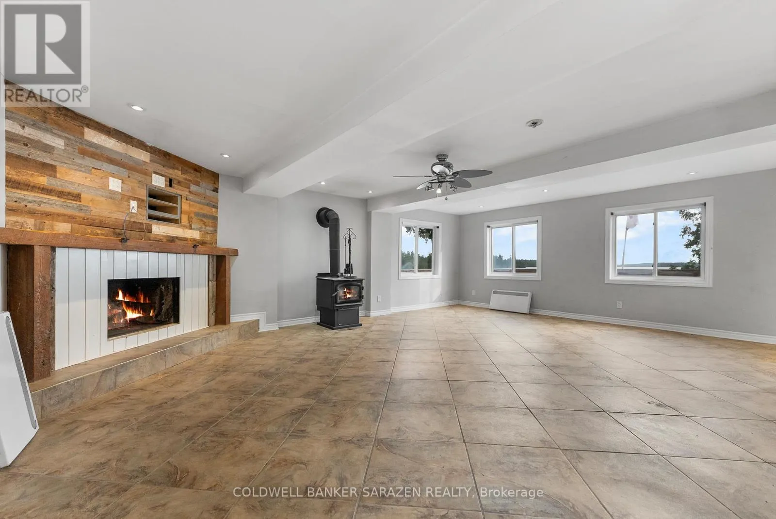 356 ECHO POINT ROAD