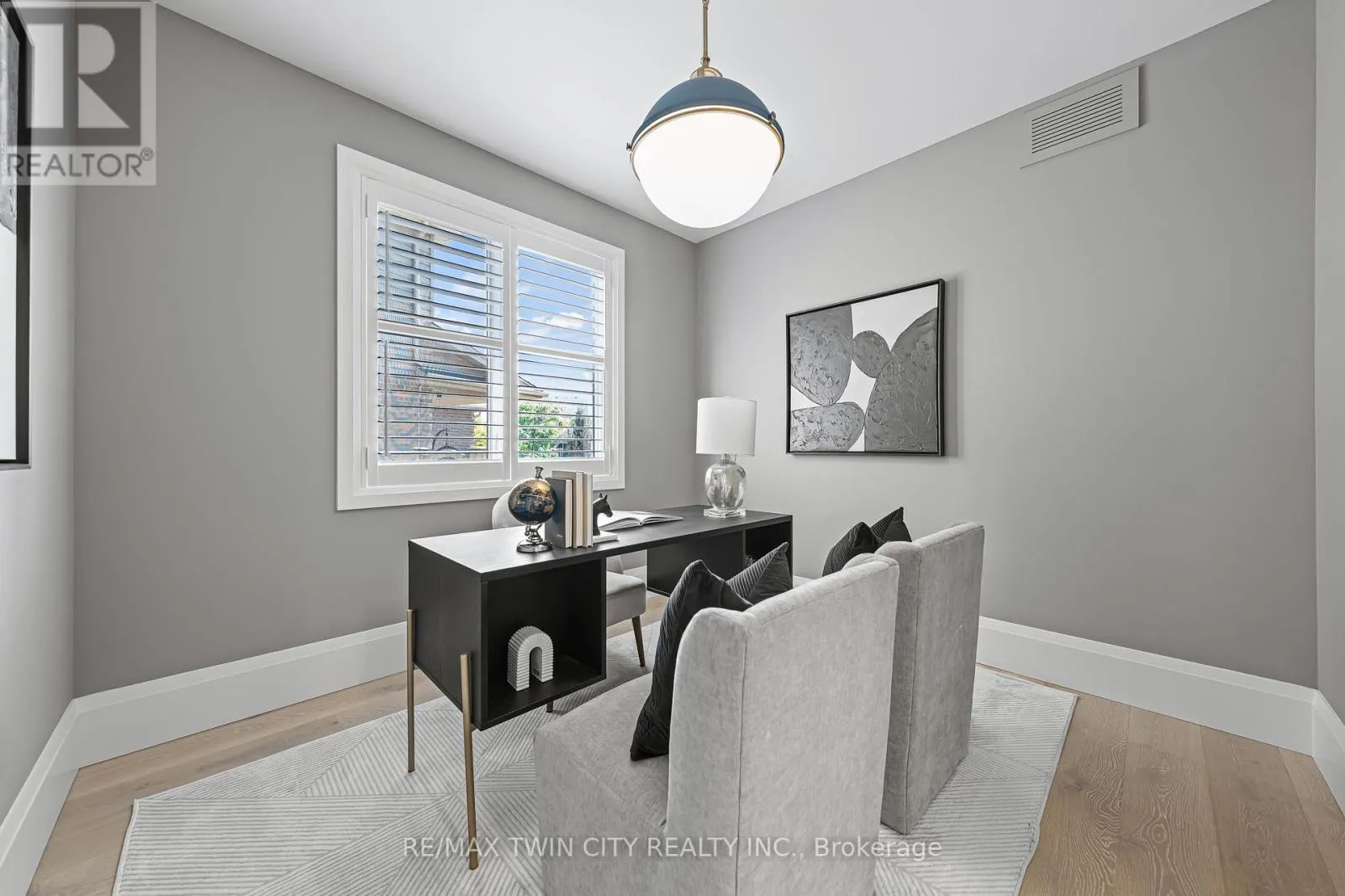 333 WESTPARK CRESCENT
