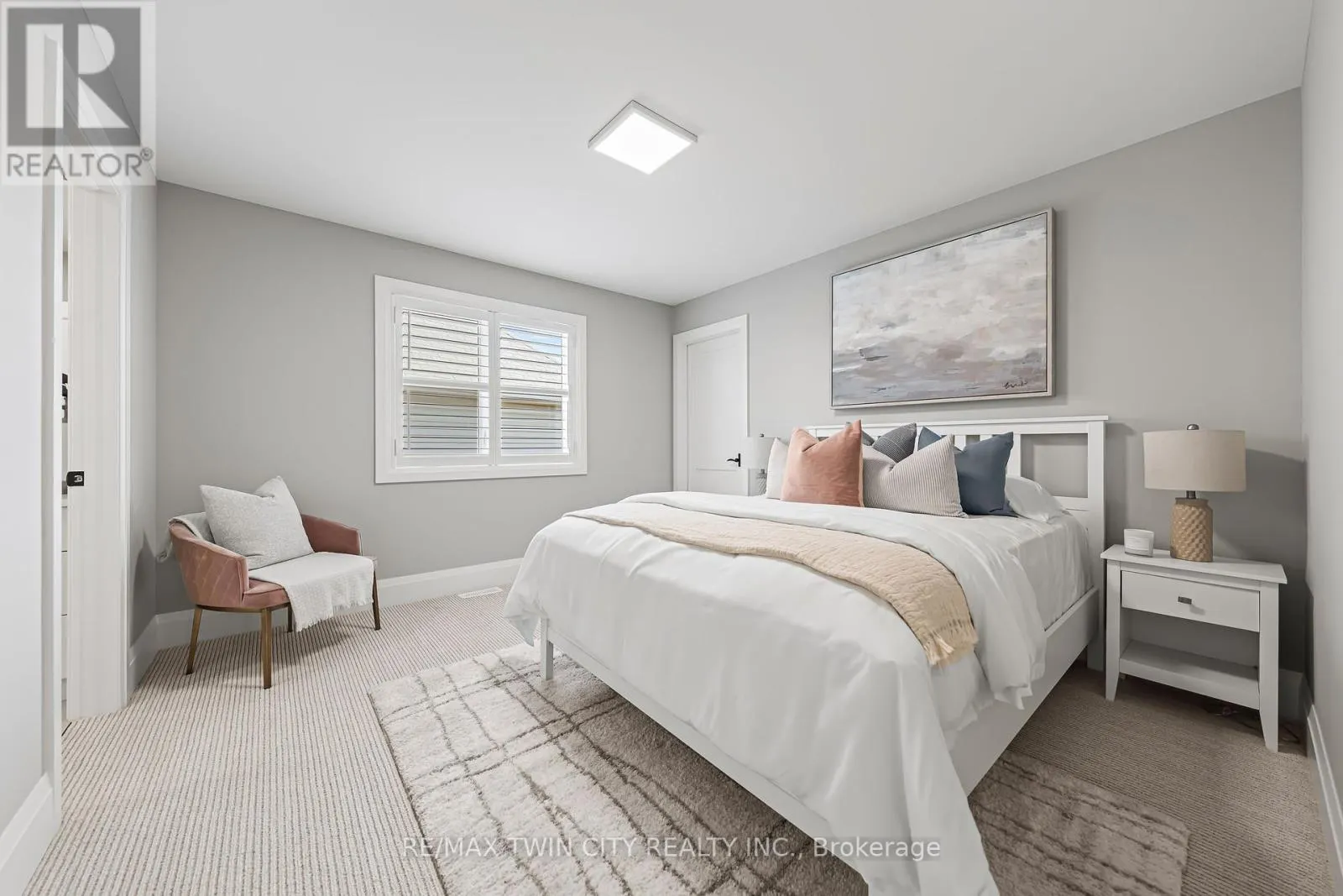 333 WESTPARK CRESCENT