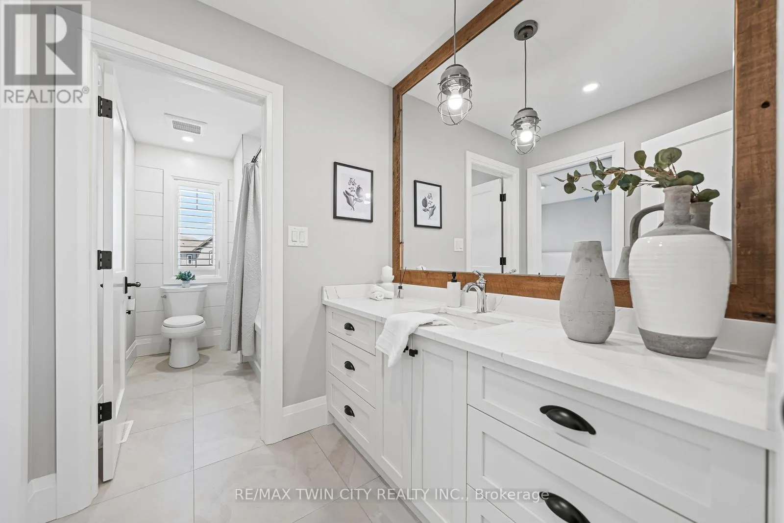 333 WESTPARK CRESCENT
