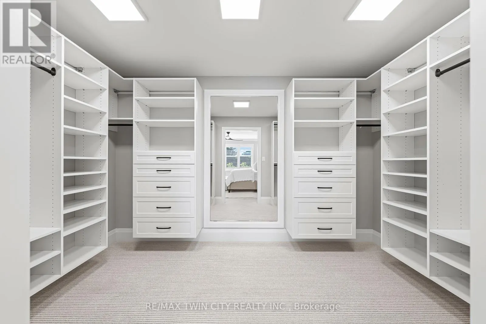333 WESTPARK CRESCENT