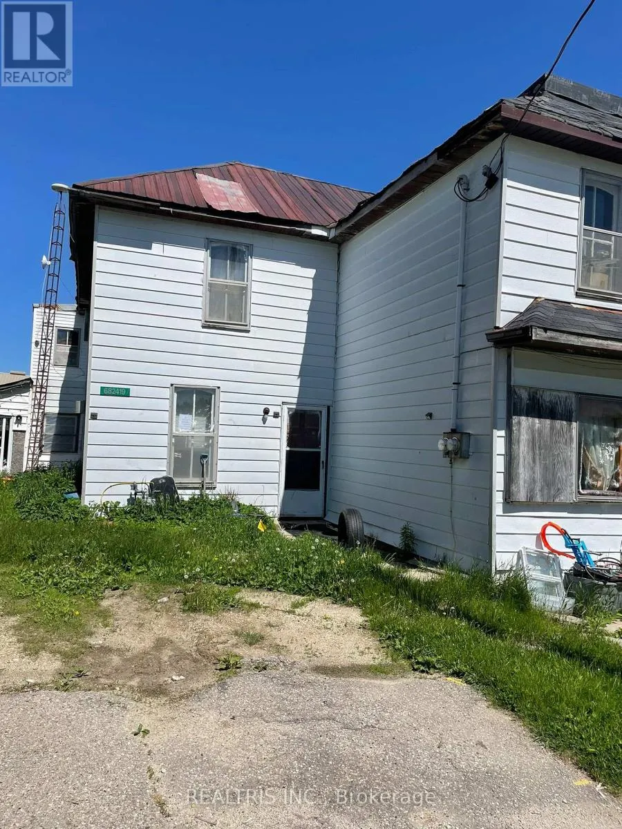 682419 260 SIDE ROAD