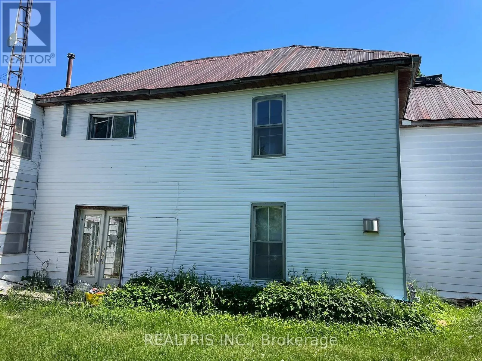 682419 260 SIDE ROAD