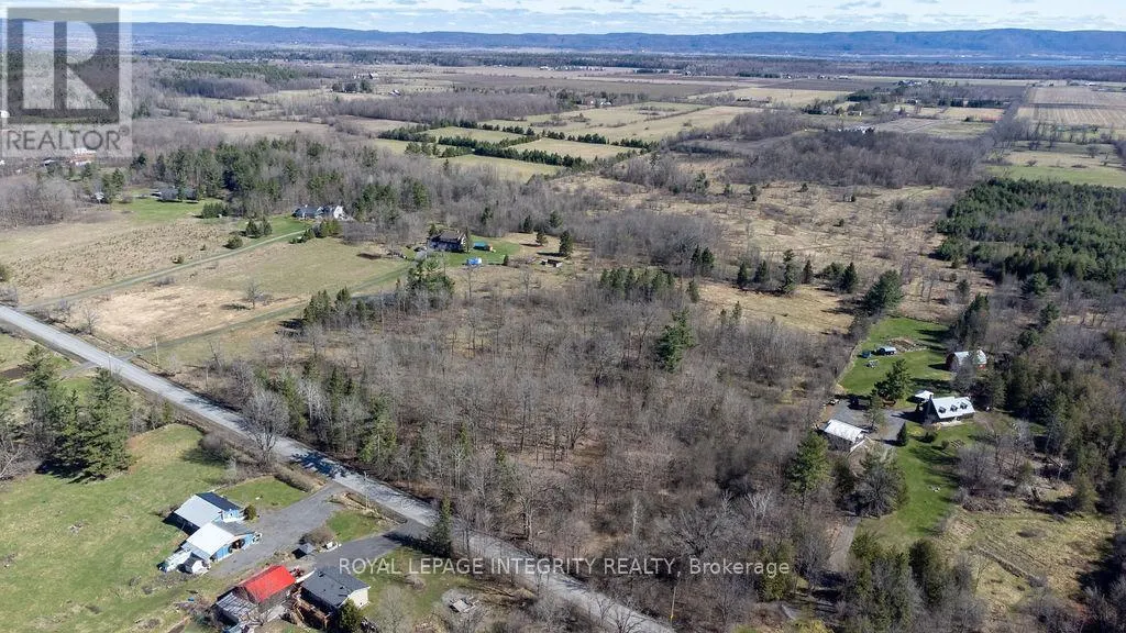 LOT 2 LT 17 CON STONECREST ROAD