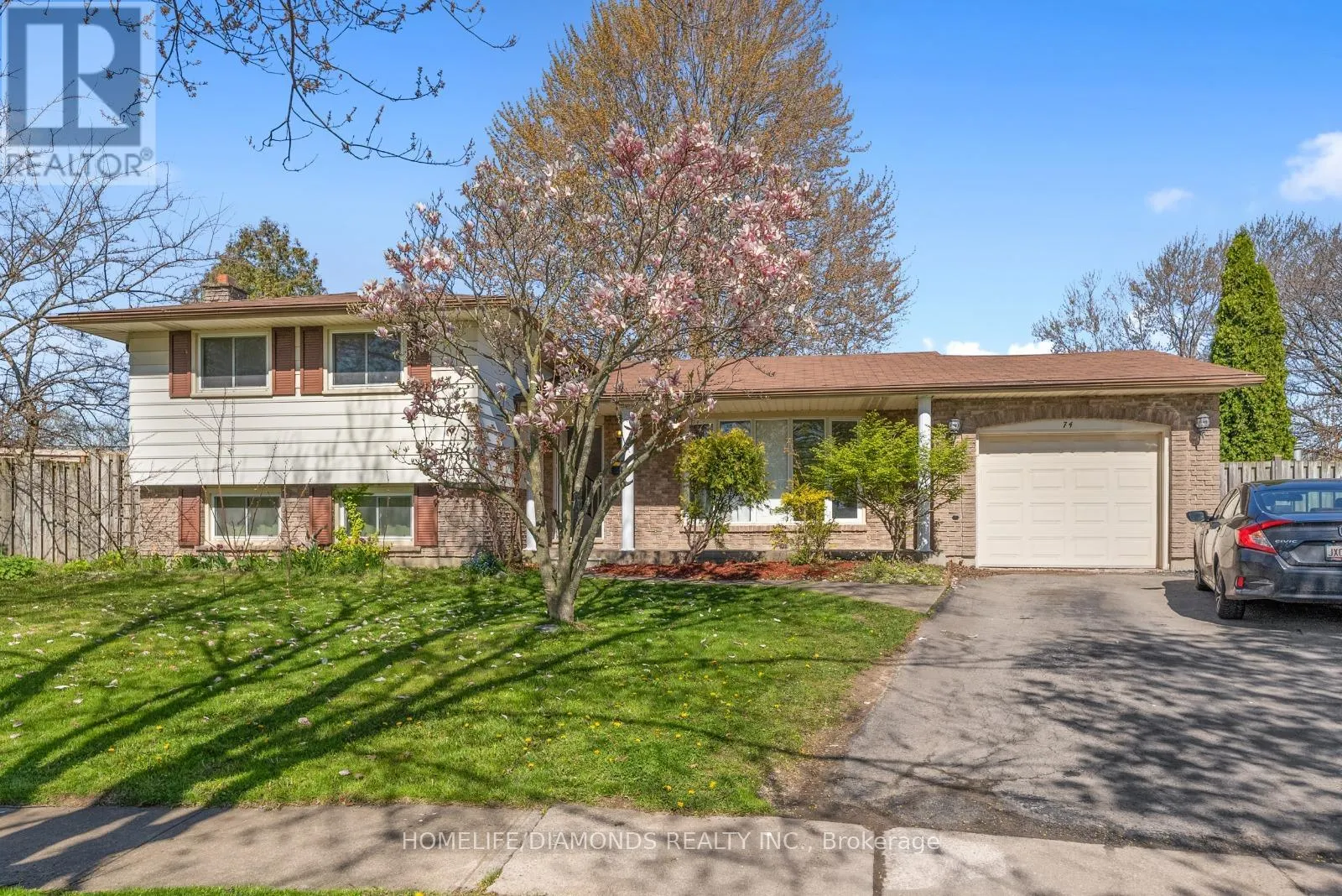74 MACOOMB DRIVE