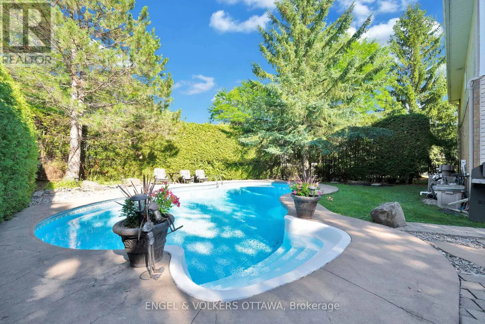 5 WYNRIDGE PLACE